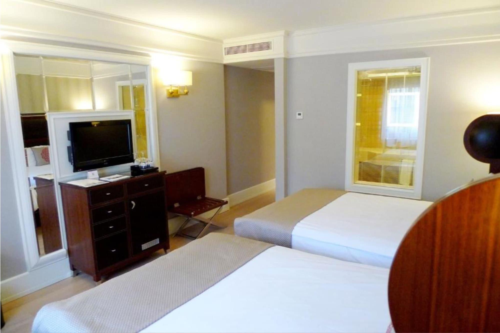 Titanic Comfort Sisli Istanbul Exteriör bild