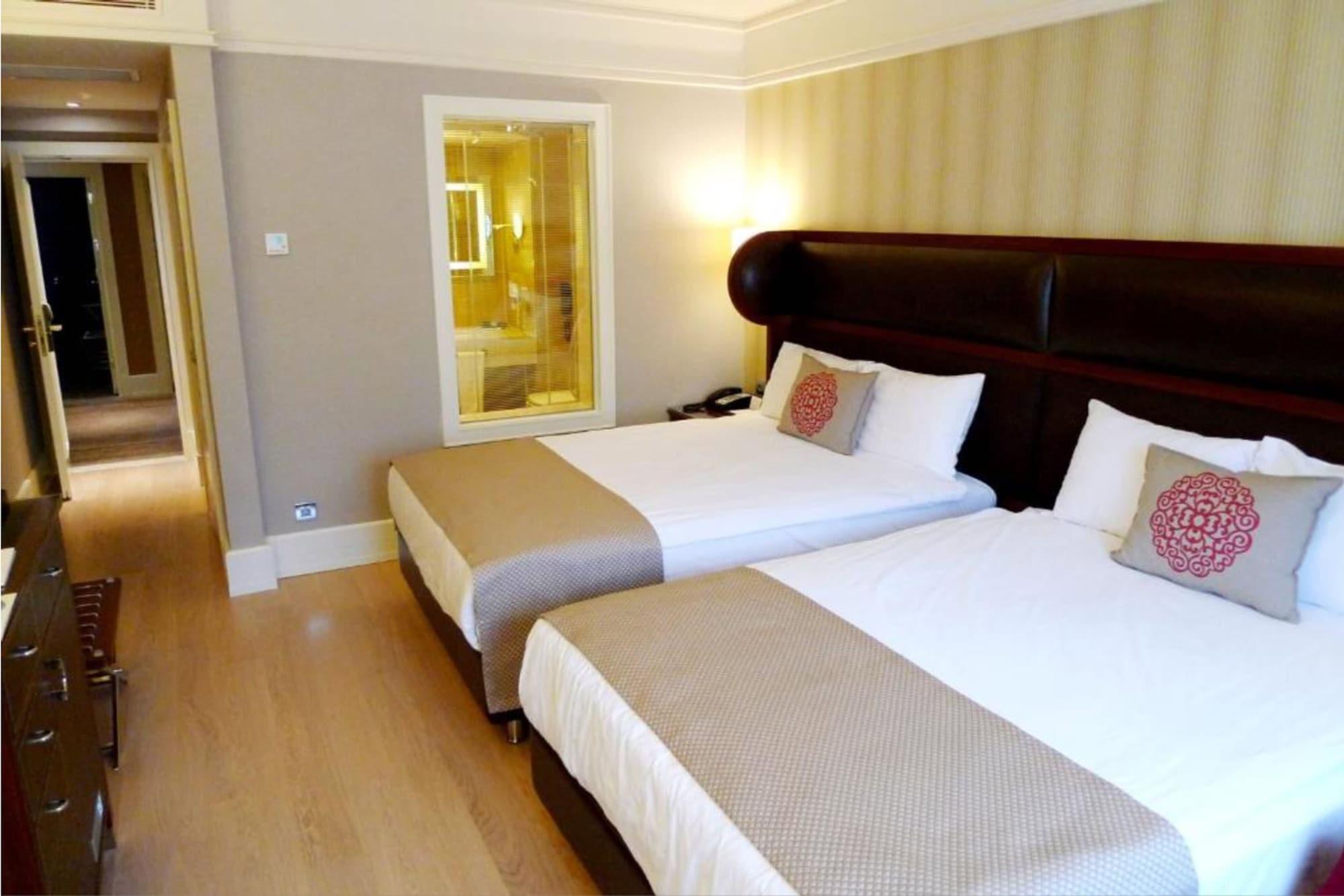 Titanic Comfort Sisli Istanbul Exteriör bild