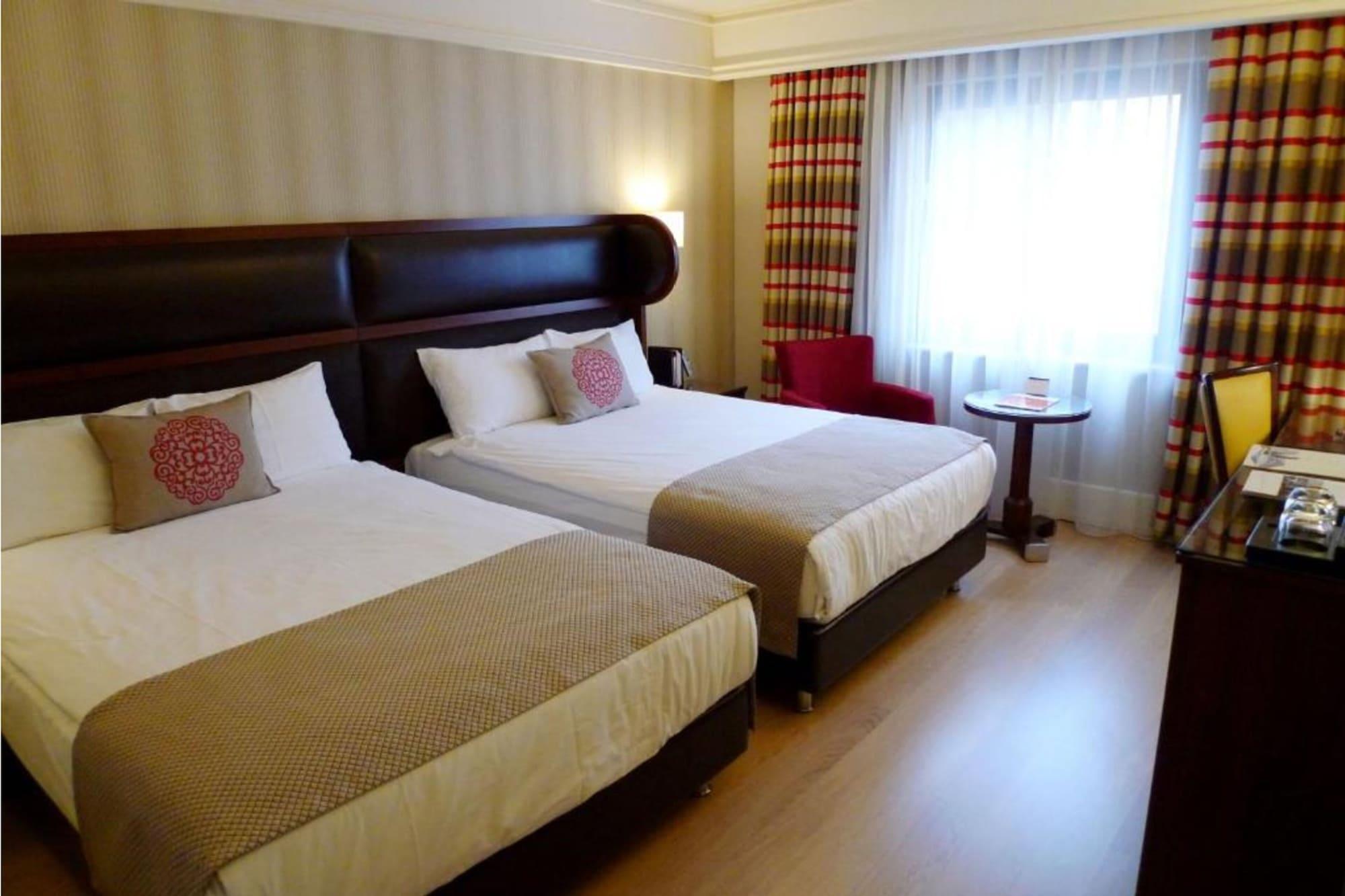 Titanic Comfort Sisli Istanbul Exteriör bild