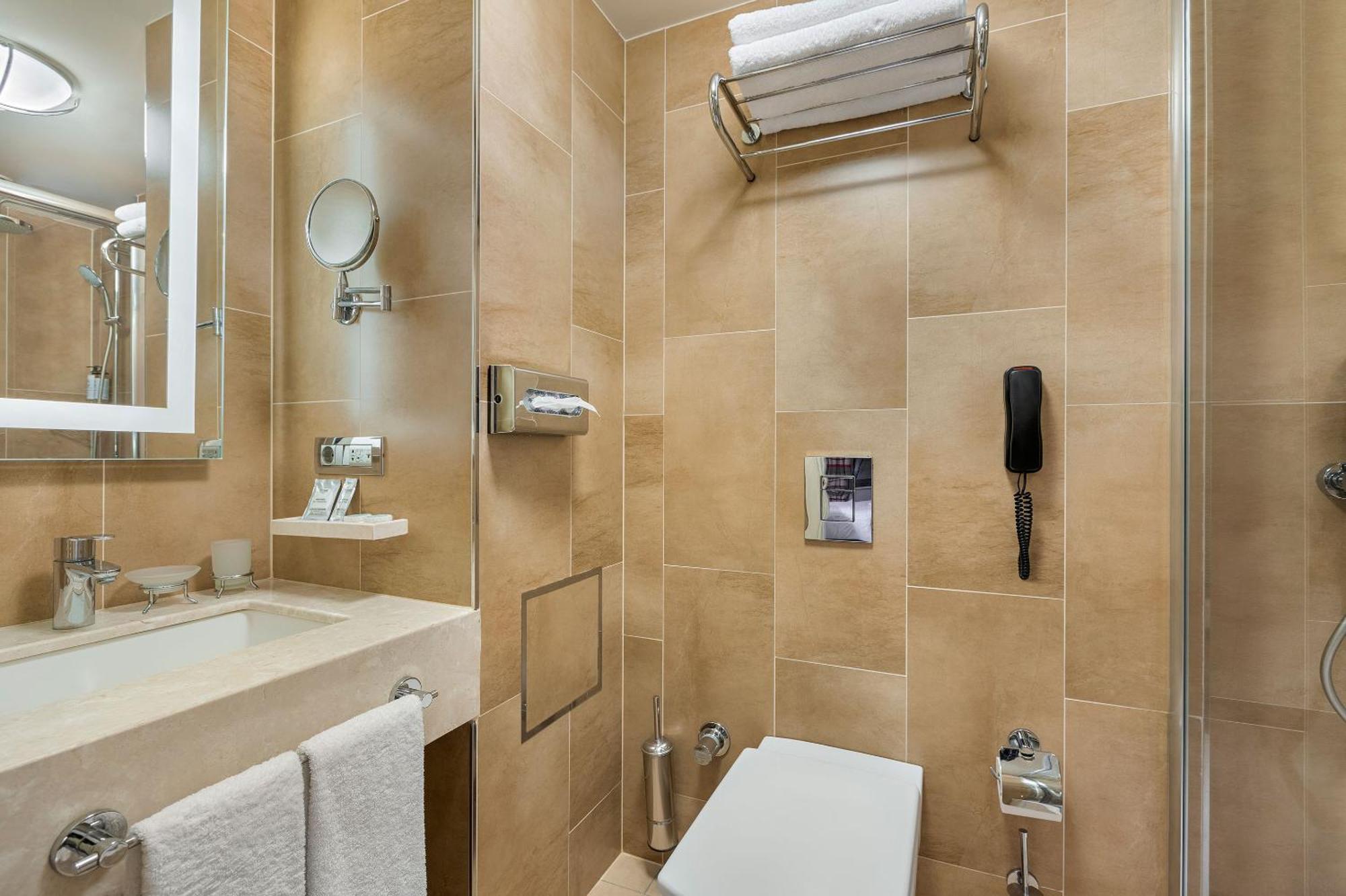 Titanic Comfort Sisli Istanbul Rum bild